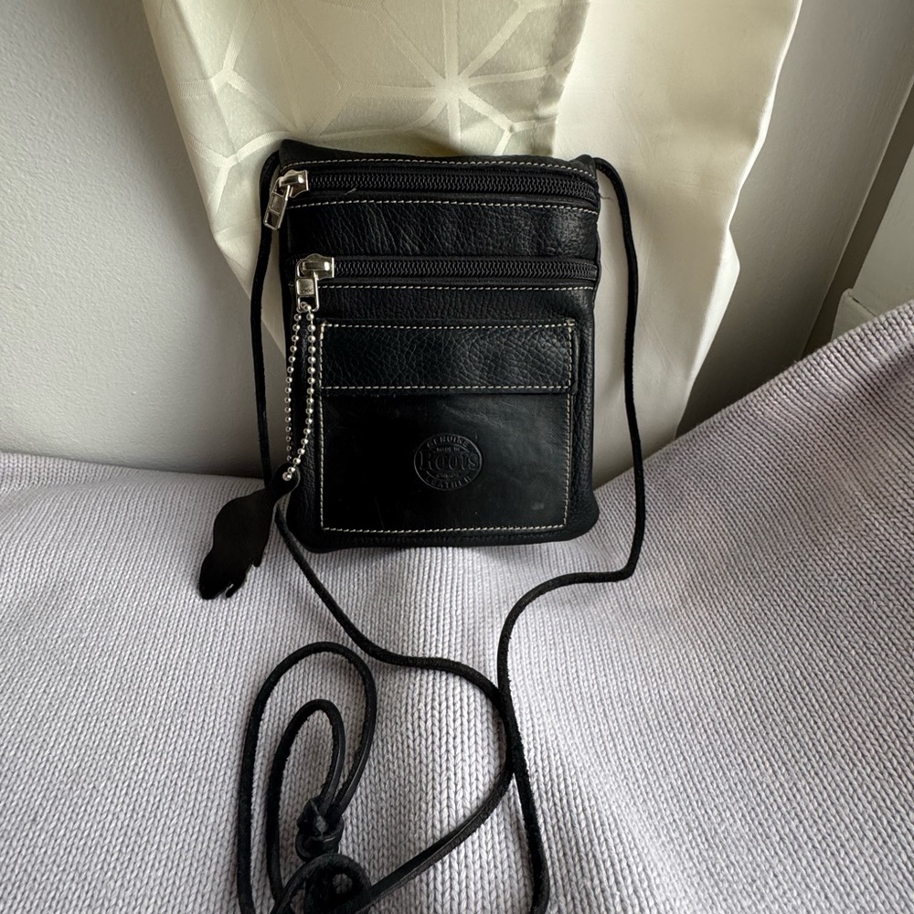 Vintage Roots crossbody bag